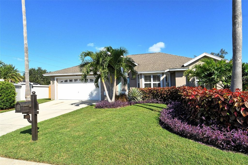 4577 COUNTRY MANOR DRIVE, Sarasota, FL 34233
