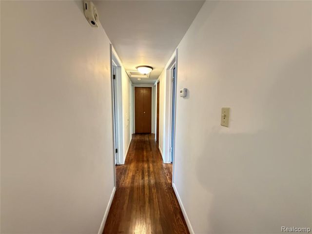 1861 Grange Road, Trenton, MI 48183