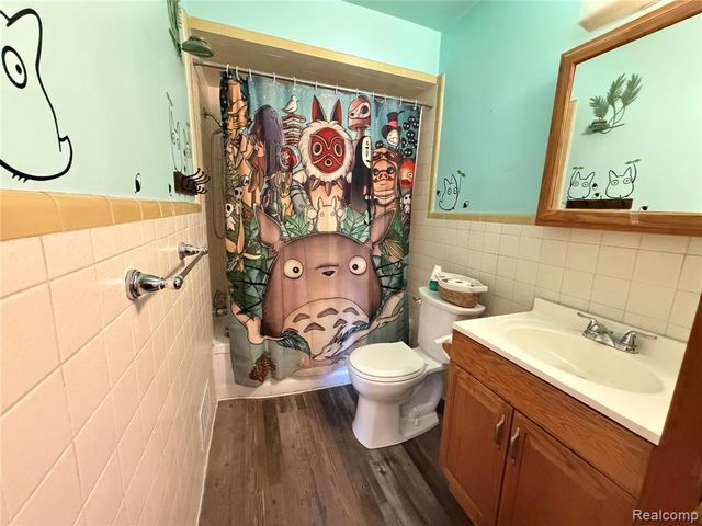 1861 Grange Road, Trenton, MI 48183