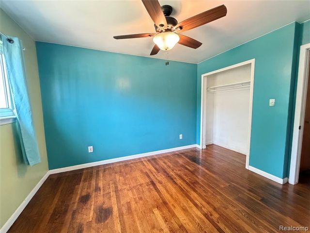 1861 Grange Road, Trenton, MI 48183