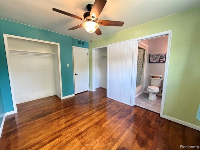 1861 Grange Road, Trenton, MI 48183