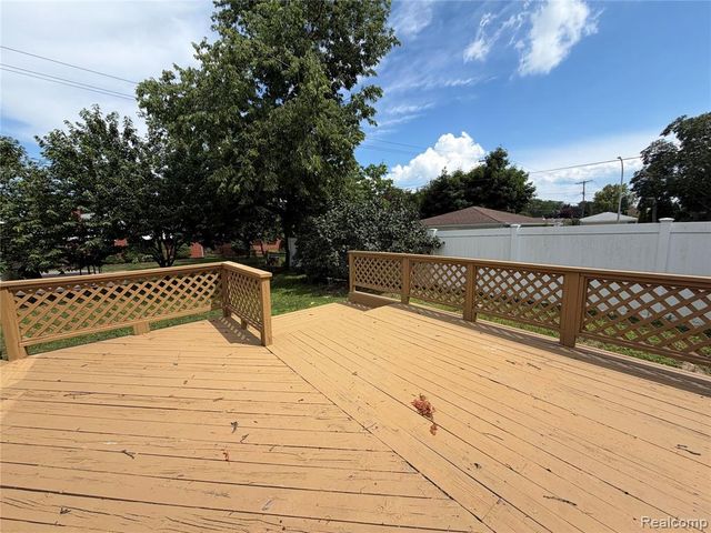 1861 Grange Road, Trenton, MI 48183