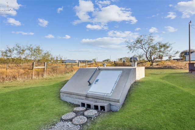 10240 Norrell Road, Venus, TX 76084