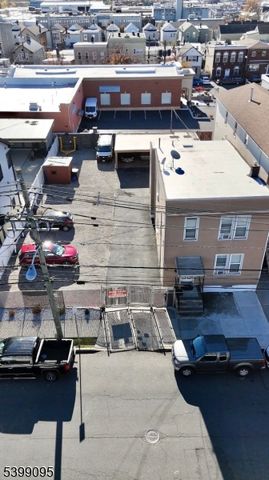 125 Malvern St, Newark City, NJ 07105