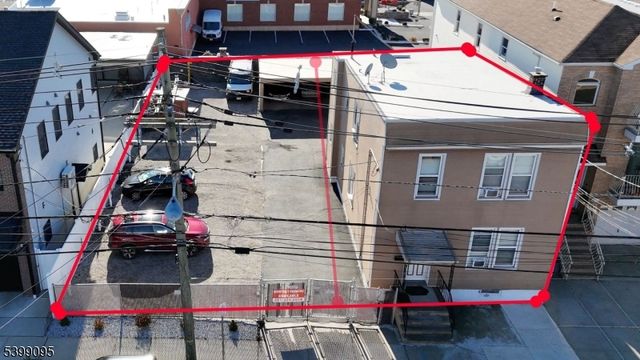 125 Malvern St, Newark City, NJ 07105