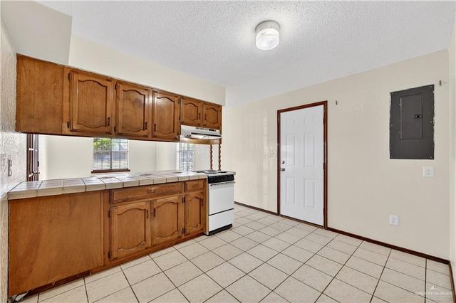 1005 Hollyfield Street, Mission, TX 78572