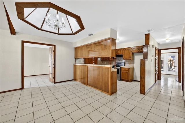 1005 Hollyfield Street, Mission, TX 78572