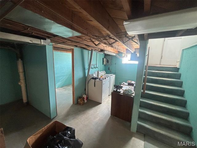 6414 Center Court, St Louis, MO 63116