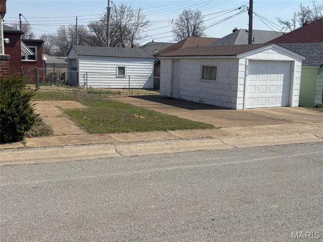 6414 Center Court, St Louis, MO 63116