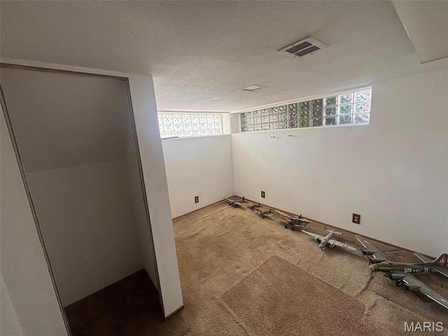 6414 Center Court, St Louis, MO 63116