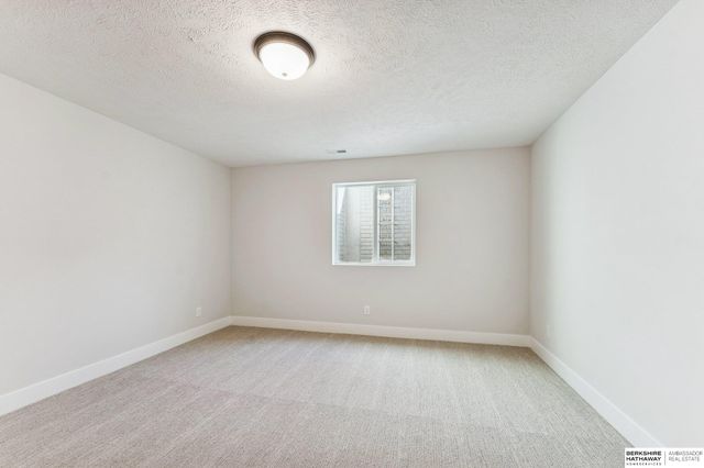 6307 N 209th Street, Elkhorn, NE 68022