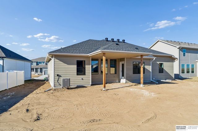 6307 N 209th Street, Elkhorn, NE 68022