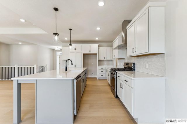 6307 N 209th Street, Elkhorn, NE 68022