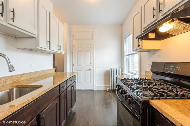4422 N Saint Louis Avenue 3A, Chicago, IL 60625