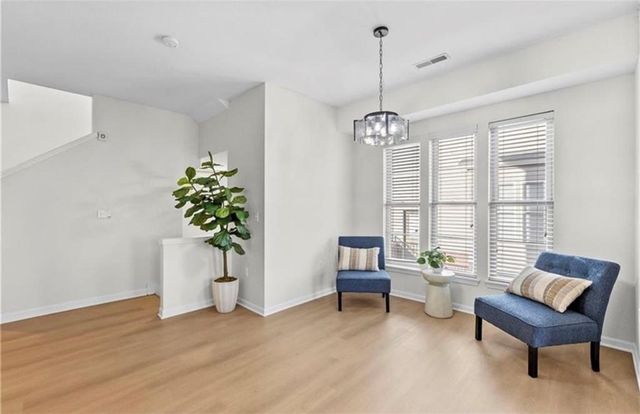 5245 Overland Drive B27, Lawrence, KS 66049