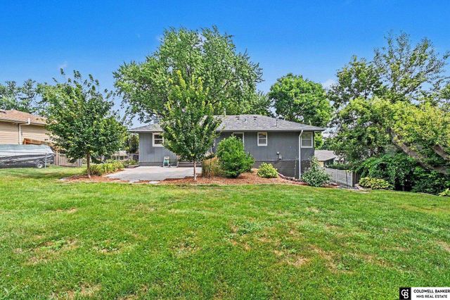 16419 Pierce Street, Omaha, NE 68130