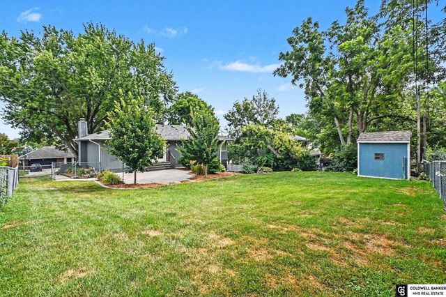 16419 Pierce Street, Omaha, NE 68130