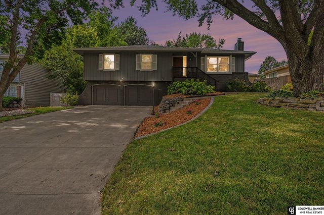 16419 Pierce Street, Omaha, NE 68130