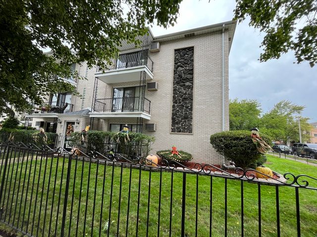 1601 Downs Drive 3S, Calumet City, IL 60409