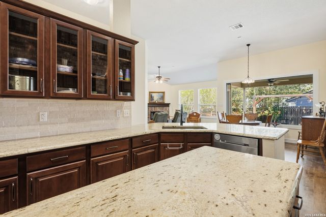 200 SUMMIT VW, Cibolo, TX 78108