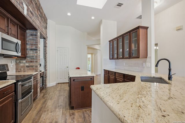 200 SUMMIT VW, Cibolo, TX 78108