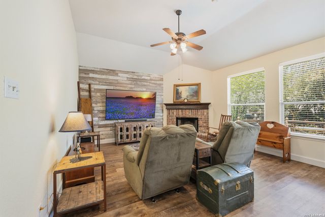 200 SUMMIT VW, Cibolo, TX 78108