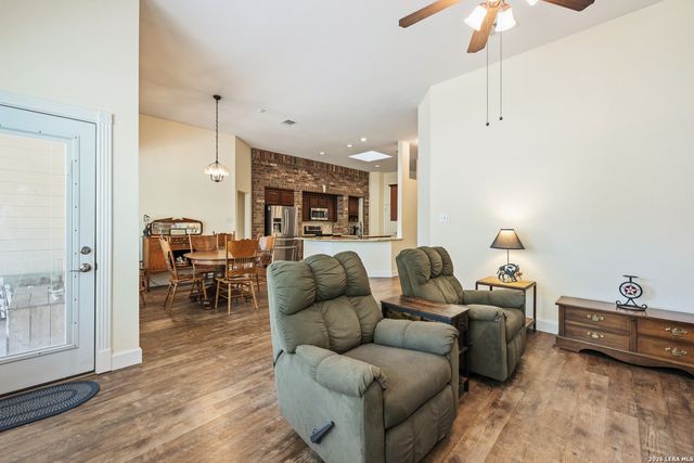 200 SUMMIT VW, Cibolo, TX 78108