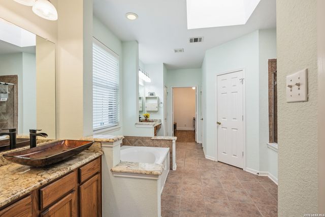 200 SUMMIT VW, Cibolo, TX 78108