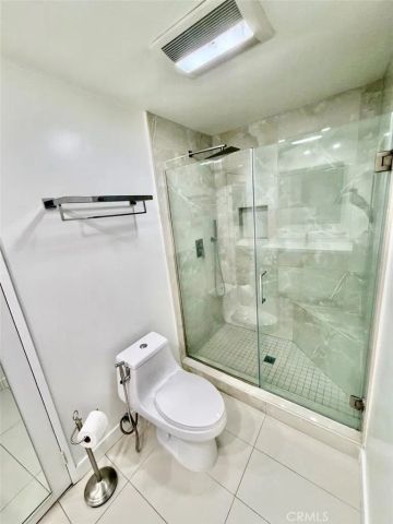 21545 Erwin 105, Woodland Hills, CA 91367