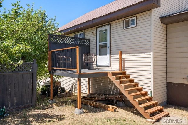 1225 N 885 E, Shelley, ID 83274