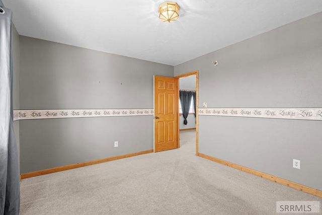 1225 N 885 E, Shelley, ID 83274