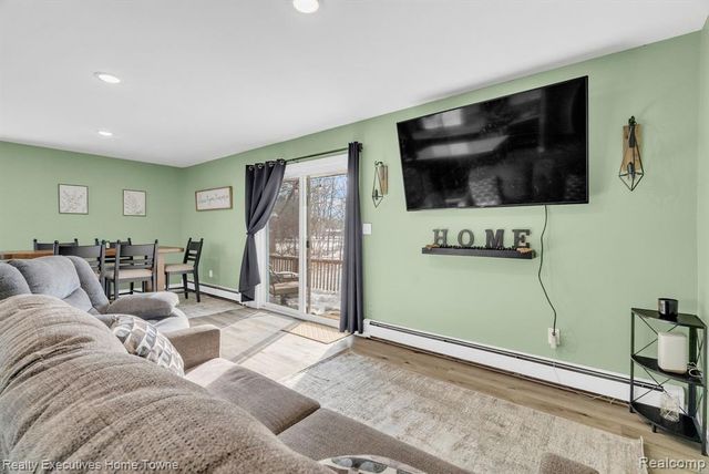 5851 Lakeshore Road, Fort Gratiot, MI 48059