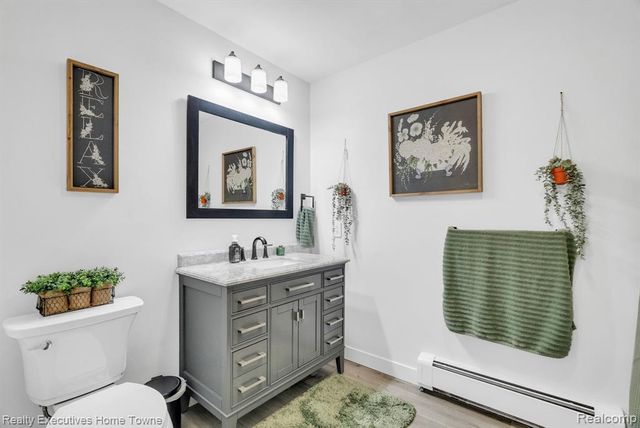 5851 Lakeshore Road, Fort Gratiot, MI 48059