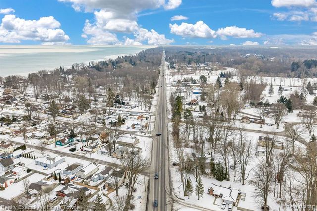 5851 Lakeshore Road, Fort Gratiot, MI 48059