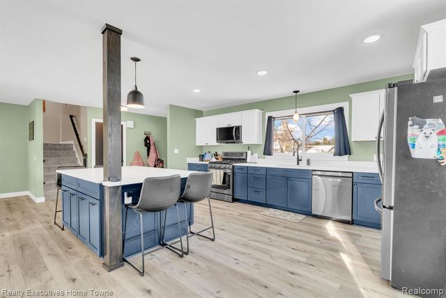 5851 Lakeshore Road, Fort Gratiot, MI 48059