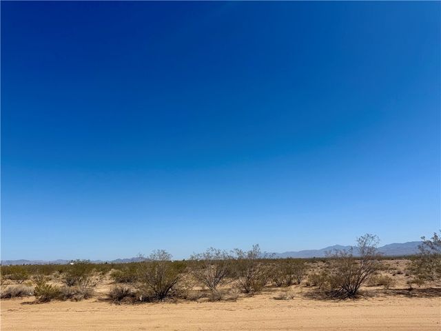 20 Ac Unkar, Golden Valley, AZ 86413