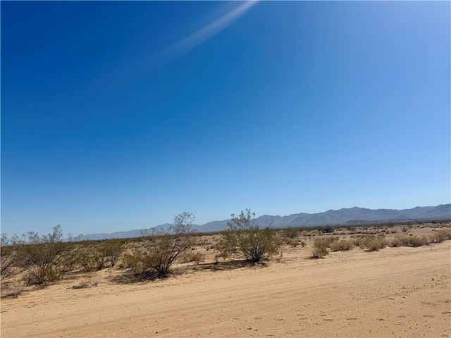 20 Ac Unkar, Golden Valley, AZ 86413