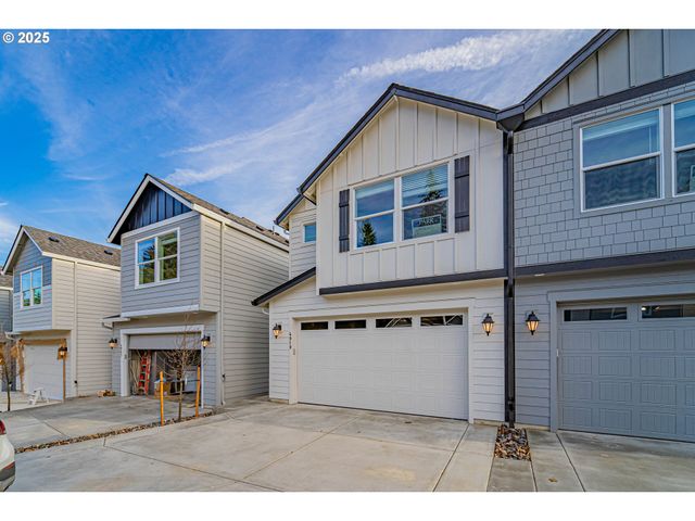 4919 Ne 2ND Ct, Vancouver, WA 98663