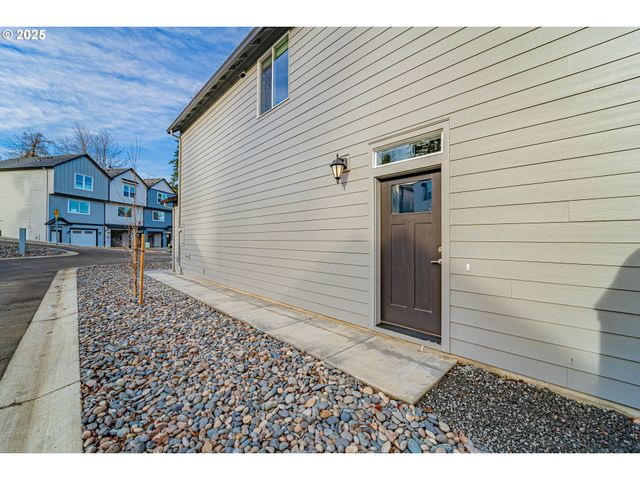 4919 Ne 2ND Ct, Vancouver, WA 98663