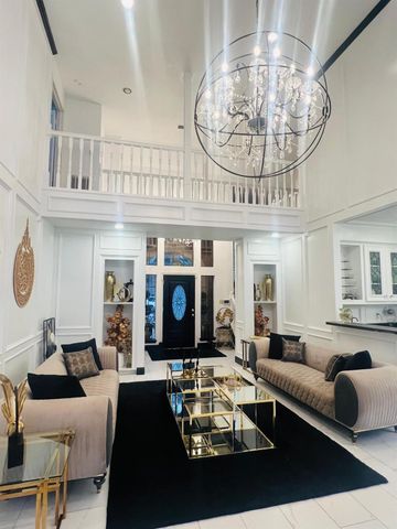 14907 Alderwick Drive, Sugar Land, TX 77498