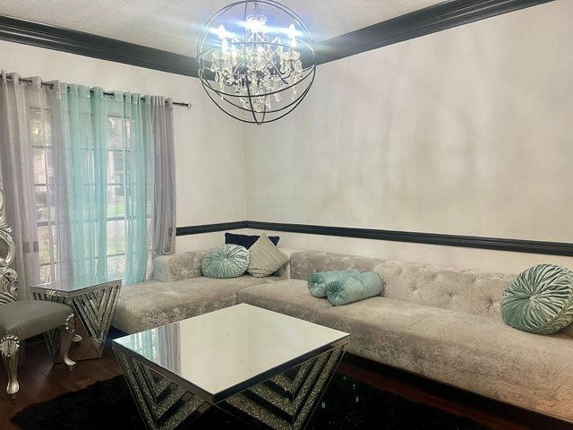 14907 Alderwick Drive, Sugar Land, TX 77498