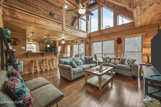 2906 Joyner Hills Lane, Sevierville, TN 37862