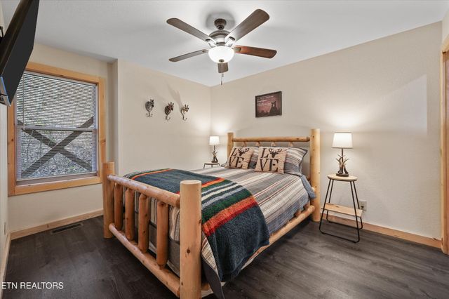 2906 Joyner Hills Lane, Sevierville, TN 37862