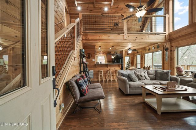 2906 Joyner Hills Lane, Sevierville, TN 37862