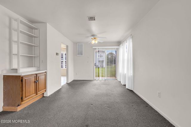 2 Stirrup Court, Tinton Falls, NJ 07753