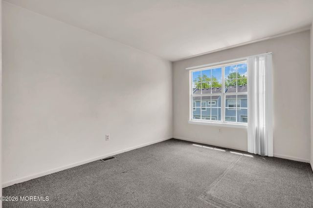 2 Stirrup Court, Tinton Falls, NJ 07753