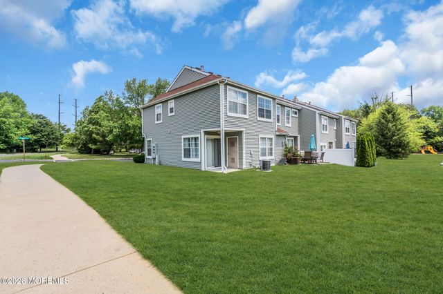 2 Stirrup Court, Tinton Falls, NJ 07753