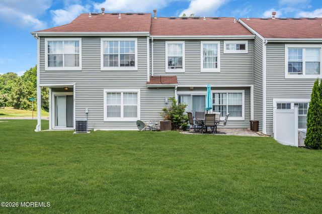 2 Stirrup Court, Tinton Falls, NJ 07753
