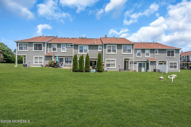 2 Stirrup Court, Tinton Falls, NJ 07753