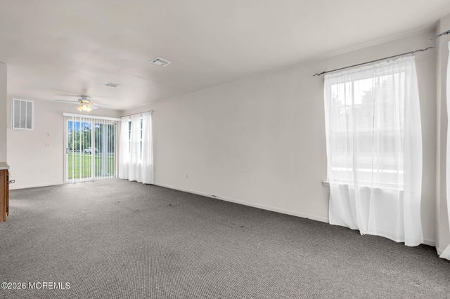 2 Stirrup Court, Tinton Falls, NJ 07753
